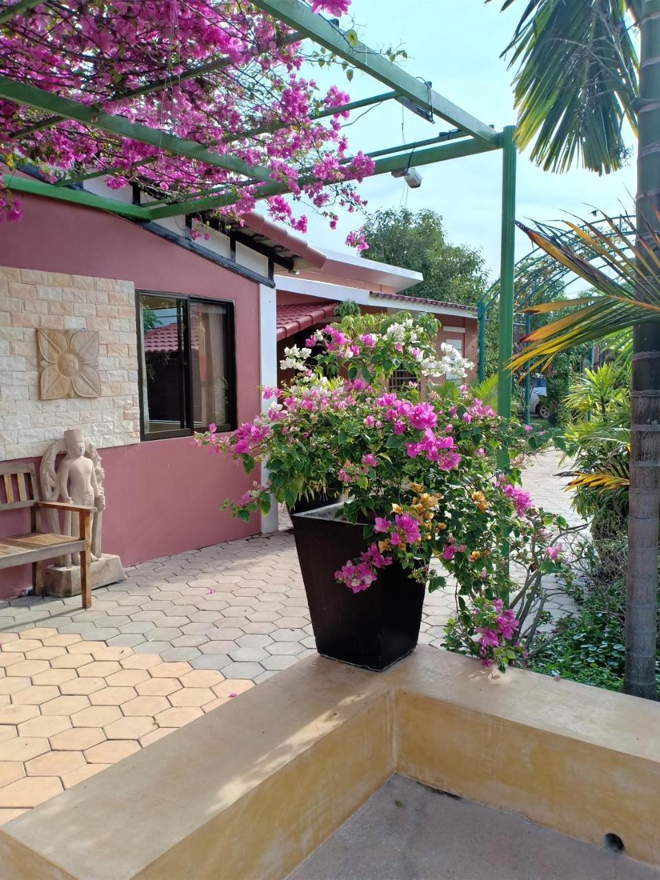 Sun Boutique Resort & Restaurant Siem Reap Eksteriør bilde